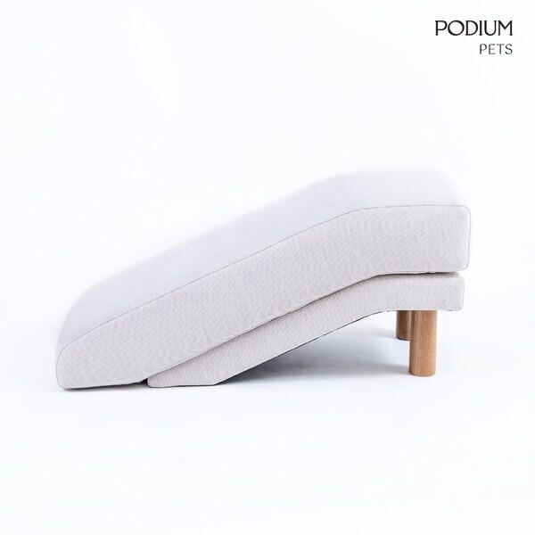 ทางลาดสำหรับสัตว์เลี้ยง PODIUM PETS รุ่น RAMS RAMP สีเทา